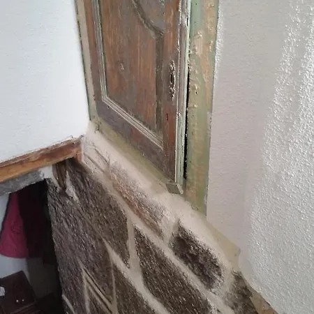 Ferienhaus Maison Medievale En Pierre De Lave Typique D Agde - Reservation Du Samedi Au Samedi Agde