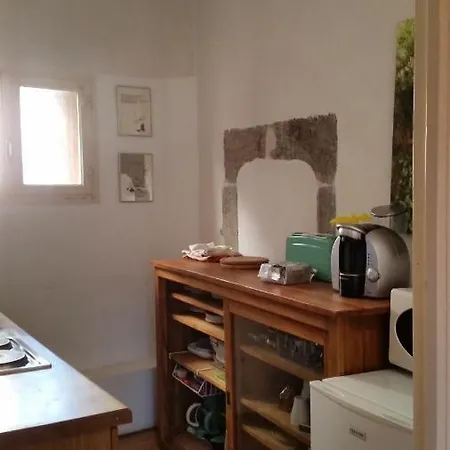 Ferienhaus Maison Medievale En Pierre De Lave Typique D Agde - Reservation Du Samedi Au Samedi Agde